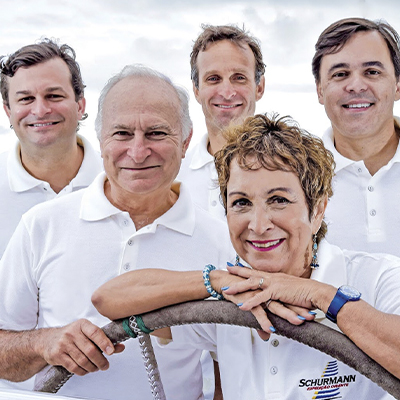 Saiba mais sobre a família de palestrantes